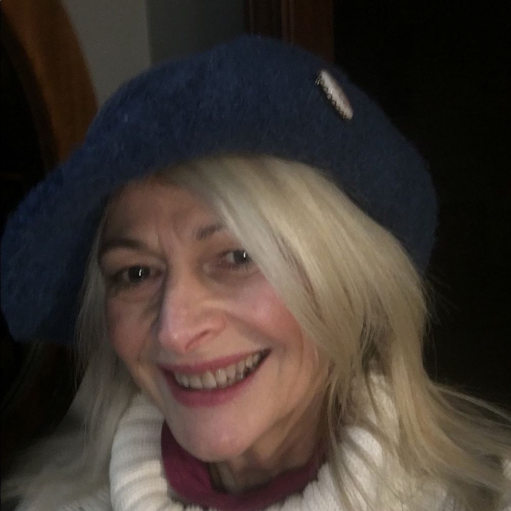 Meet your Posher, Candy